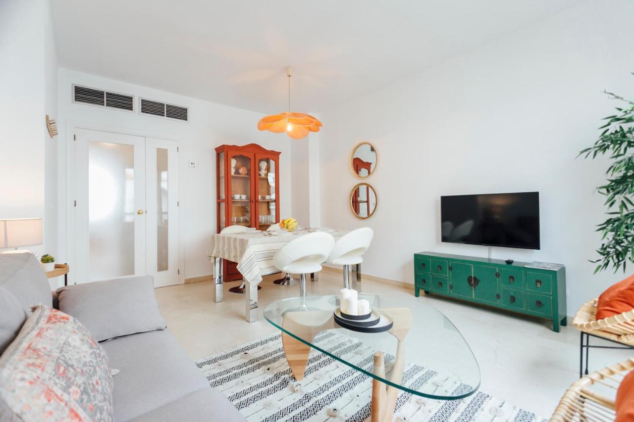 Apartment Reformed And Bright- 2bdr 1bth- Nervion Sevilla