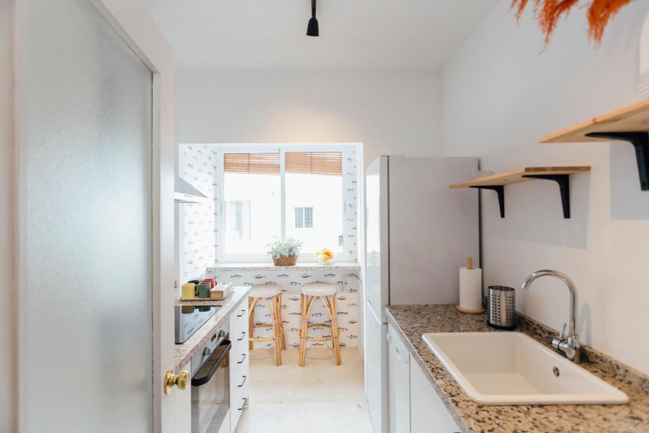 Reformed And Bright- 2bdr 1bth- Nervion Siviglia